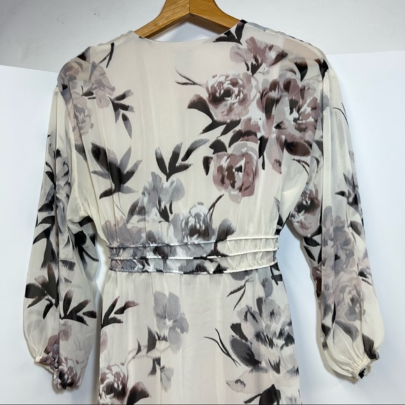 Taylor Sand True Blush V Neck Ruffle Hem Midi Dress Gathered Waist SZ 2 - Picture 6 of 13